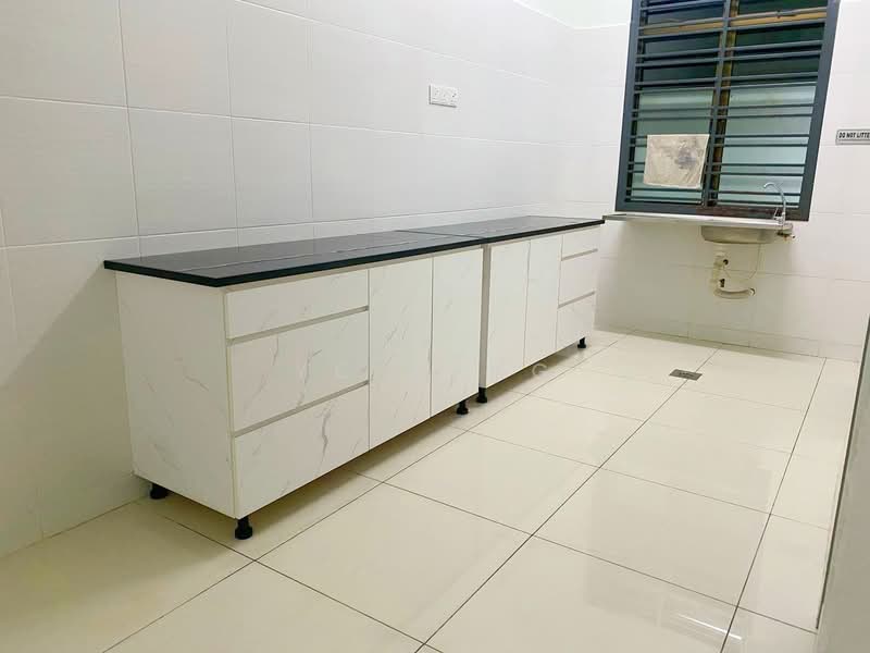 2-storey Terraced House for Sale in Bandar Dato Onn (Tebrau) - YC Fung - Kitchen - PropertyGuru.com.my