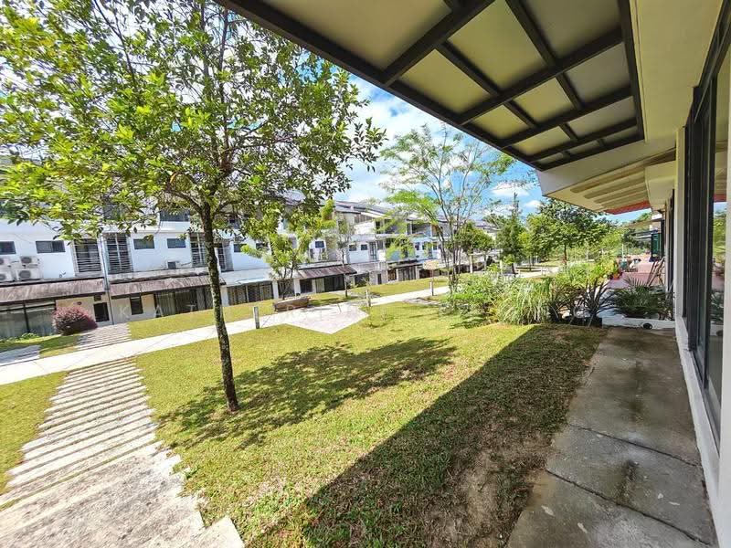 Rumah Teres 2.5-Tingkat untuk Dijual di Rawang (Selangor) - Katherine Leong - Exterior - PropertyGuru.com.my