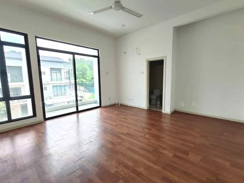 Rumah Teres 2.5-Tingkat untuk Dijual di Rawang (Selangor) - Katherine Leong - Living Room - PropertyGuru.com.my