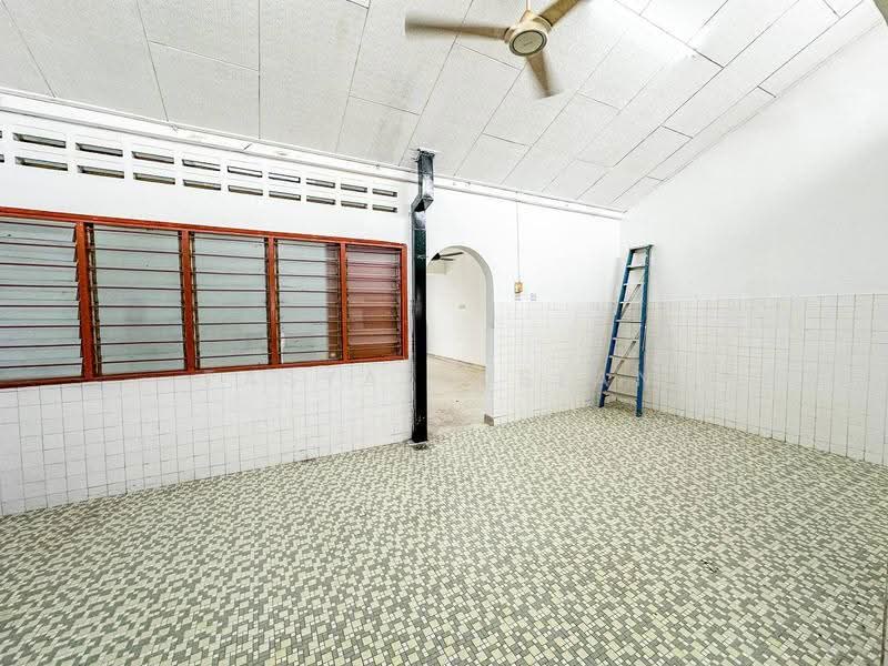 1-storey Terraced House for Sale in Kelana Jaya (Petaling Jaya) - Tasya Ruslan - PropertyGuru.com.my