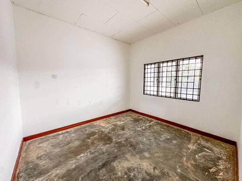 1-storey Terraced House for Sale in Kelana Jaya (Petaling Jaya) - Tasya Ruslan - PropertyGuru.com.my