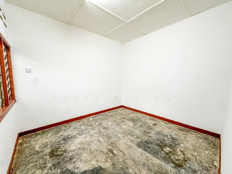 1-storey Terraced House for Sale in Kelana Jaya (Petaling Jaya) - Tasya Ruslan - PropertyGuru.com.my