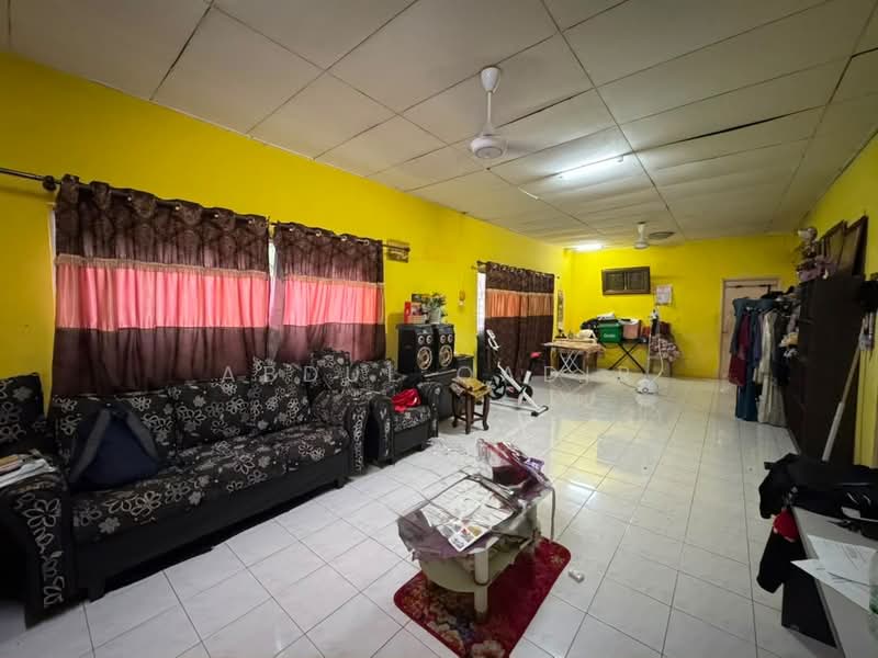 Bungalow House for Sale in Bandar Putra Permai (Seri Kembangan) - Abdul Qadir - PropertyGuru.com.my