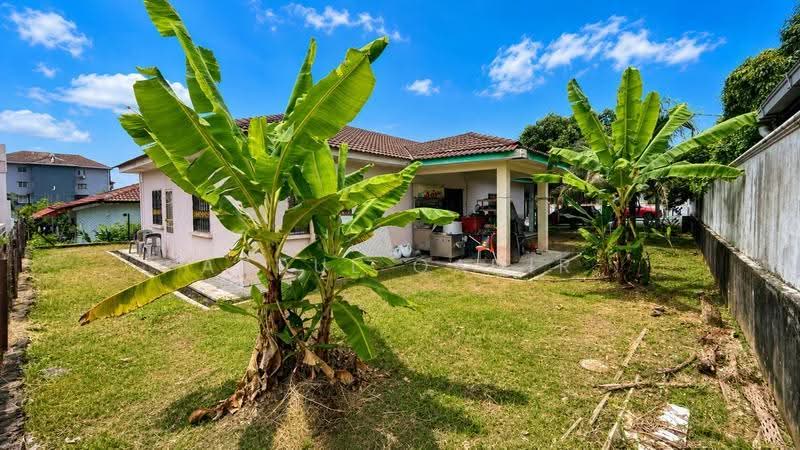 Bungalow House for Sale in Bandar Putra Permai (Seri Kembangan) - Abdul Qadir - PropertyGuru.com.my