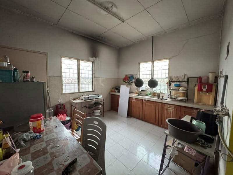 Bungalow House for Sale in Bandar Putra Permai (Seri Kembangan) - Abdul Qadir - PropertyGuru.com.my