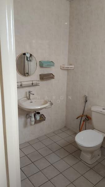 Rumah Teres 2-Tingkat untuk Disewa di Bandar Bukit Puchong (Puchong) - Sharon Soo - Bathroom - PropertyGuru.com.my