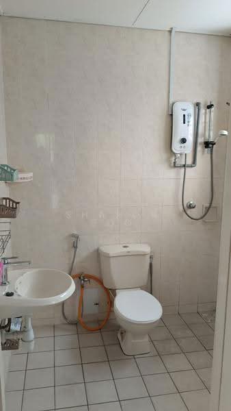 Rumah Teres 2-Tingkat untuk Disewa di Bandar Bukit Puchong (Puchong) - Sharon Soo - Bathroom - PropertyGuru.com.my