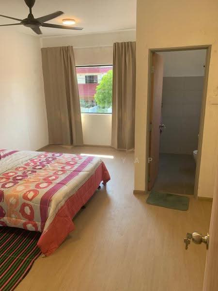 Rumah Teres 2-Tingkat untuk Dijual di Taman Mayang (Petaling Jaya) - Mike Yap - Bedroom - PropertyGuru.com.my