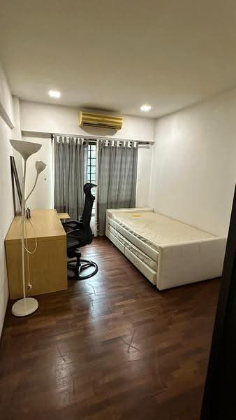 Pangsapuri untuk Dijual di Anjung Hijau (Greenfields) - Yee Yew Kho - Bedroom - PropertyGuru.com.my
