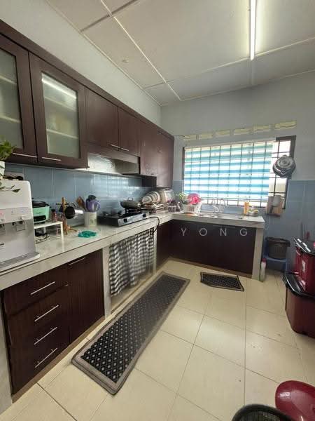 1-storey Terraced House for Sale in Taman Pulai Emas (Kulai) - Daniel Yong - Kitchen - PropertyGuru.com.my