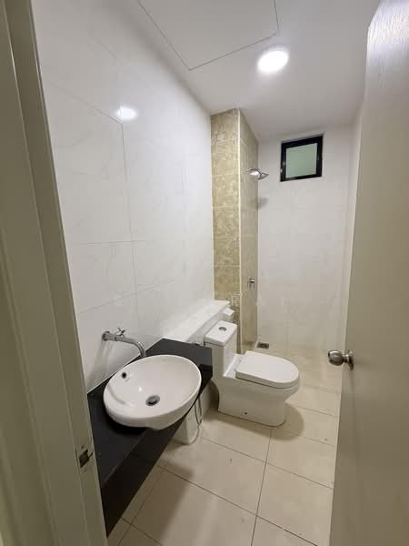 Service Residence for Rent at D'Summit Residences - S. Durai - Bathroom - PropertyGuru.com.my