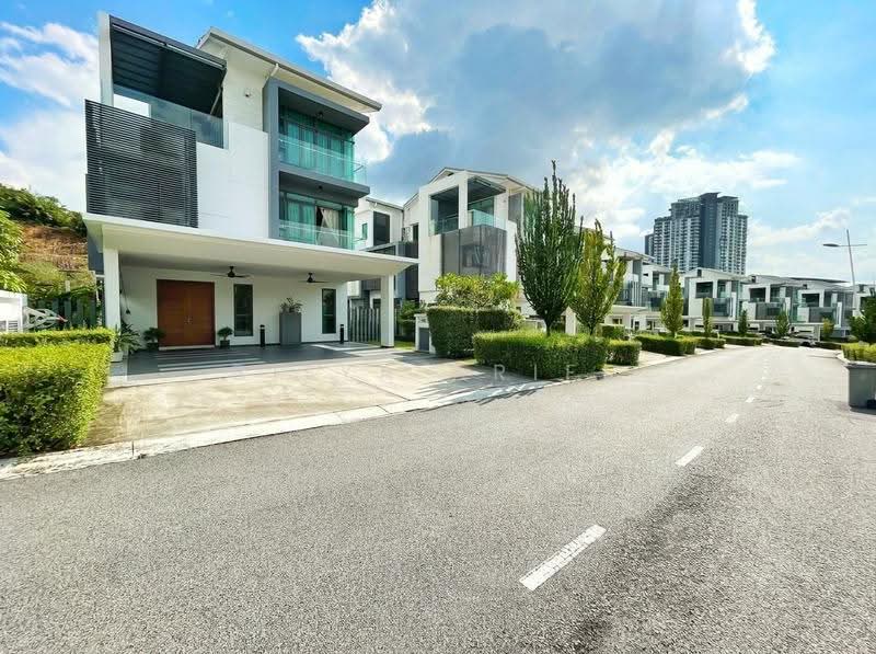 Bungalow House for Sale in Cyberjaya (Selangor) - BILYA ARIFF - Exterior - PropertyGuru.com.my