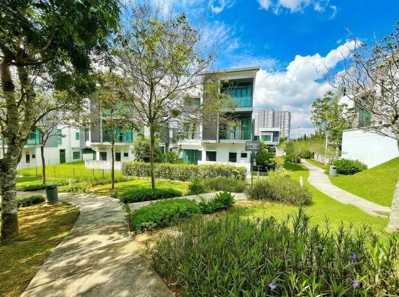 Bungalow House for Sale in Cyberjaya (Selangor) - BILYA ARIFF - Exterior - PropertyGuru.com.my