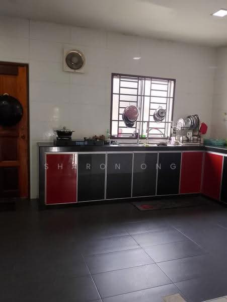 Rumah Teres 2-Tingkat untuk Dijual di Skudai (Johor) - Sharon Ong - Kitchen - PropertyGuru.com.my