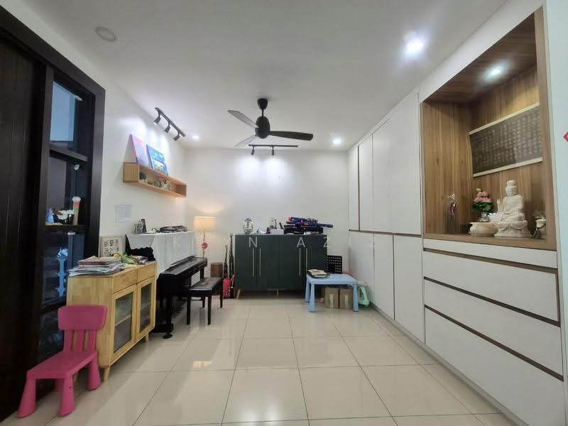 Rumah Berkembar untuk Dijual di Setia Eco Park (Setia Alam) - Keyn Aziz - Living Room - PropertyGuru.com.my