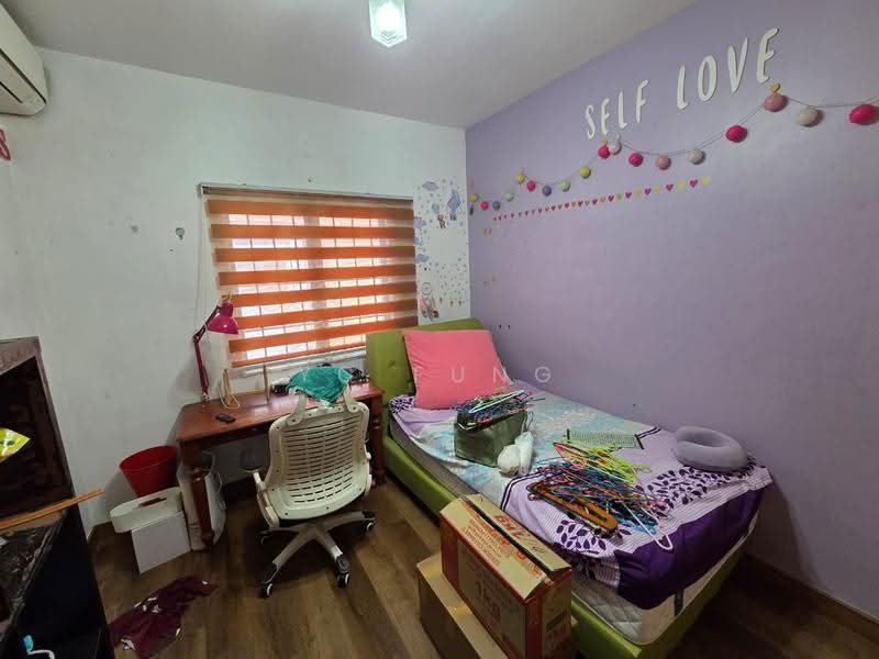 Rumah Teres 2-Tingkat untuk Dijual di Taman Seri Austin (Tebrau) - YC Fung - Bedroom - PropertyGuru.com.my
