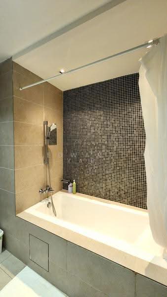Kediaman Servis untuk Disewa di Ooak Suites @ Kiara 163 - Edward Yap - Bathroom - PropertyGuru.com.my