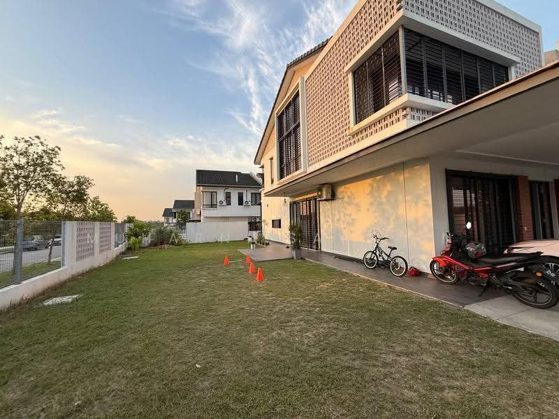 Terraced House for Sale in Elmina (Shah Alam) - muharni sawarin - Exterior - PropertyGuru.com.my