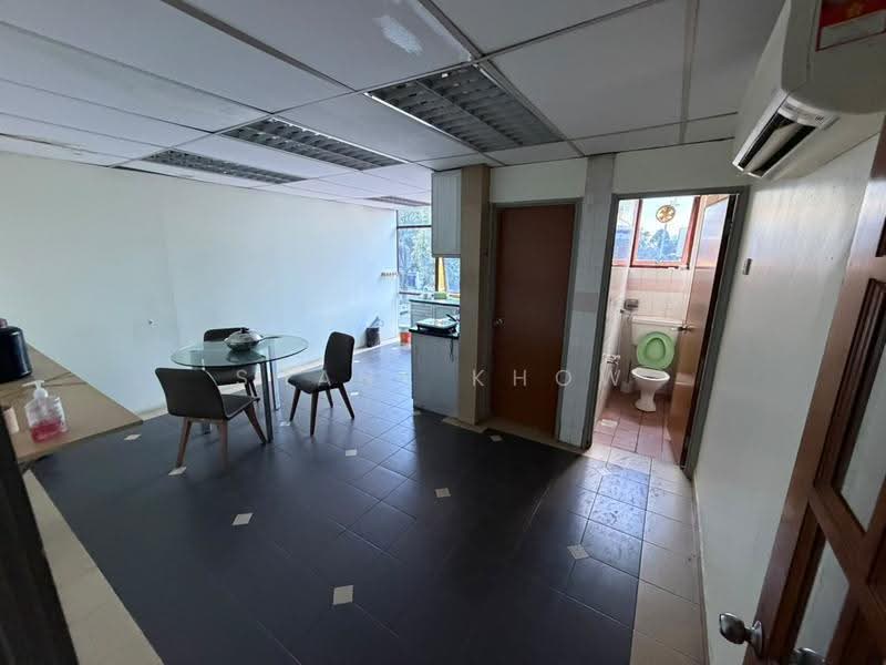 Kilang Berkembar untuk Disewa di Seksyen U1, Temasya Industrial Park (Shah Alam) - Shane Khow - Dining Room - PropertyGuru.com.my