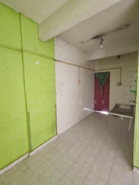 Rumah Flat untuk Dijual di Taman Harmoni II - Melinda Ee - Kitchen - PropertyGuru.com.my