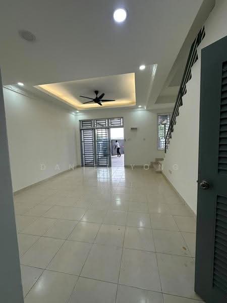 Rumah Teres 2-Tingkat untuk Dijual di Taman Pulai Indah (Johor Bahru) - Daniel Yong - Living Room - PropertyGuru.com.my
