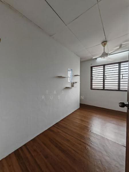 2-storey Terraced House for Sale in Taman matang jaya (Sungai Buloh) - Tasya Ruslan - PropertyGuru.com.my