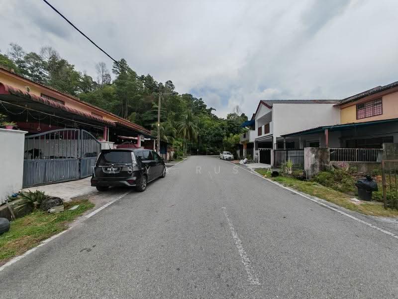 2-storey Terraced House for Sale in Taman matang jaya (Sungai Buloh) - Tasya Ruslan - PropertyGuru.com.my