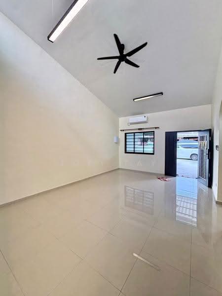 Semi-Detached House for Rent in Taman Sri Tebrau (Johor Bahru) - Joey Tay - Living Room - PropertyGuru.com.my