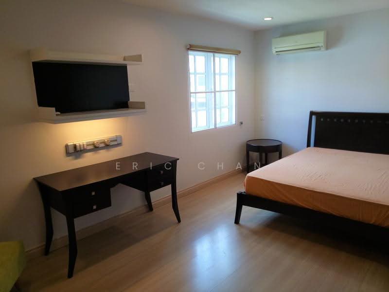Bungalow House for Sale in Taman Yarl (Jalan Klang Lama (Old Klang Road)) - Eric Chan - Bedroom - PropertyGuru.com.my