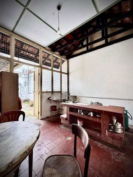 Rumah Teres 2-Tingkat untuk Dijual di George Town (Penang) - Ressha Ramesh - Kitchen - PropertyGuru.com.my