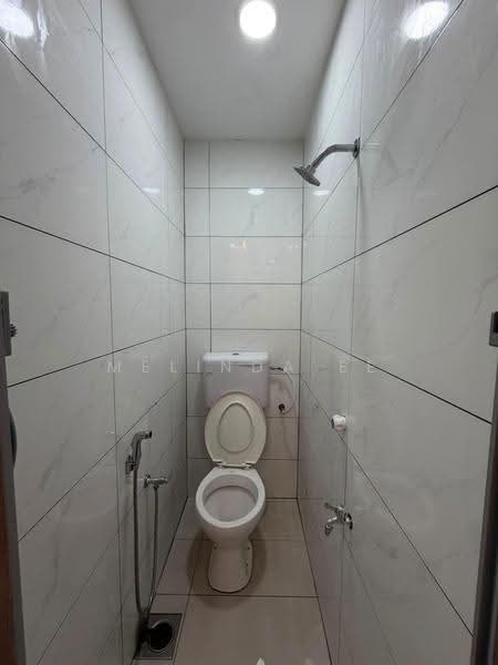 Rumah Flat untuk Dijual di Flat Taman Perling - Melinda Ee - Bathroom - PropertyGuru.com.my