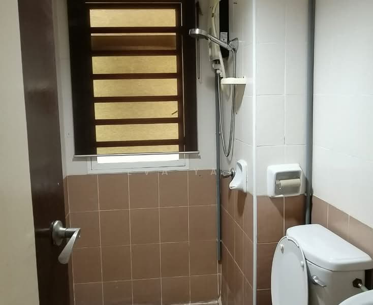 Kondominium untuk Dijual di Casa Prima Condominium - Eva Yap - Bathroom - PropertyGuru.com.my