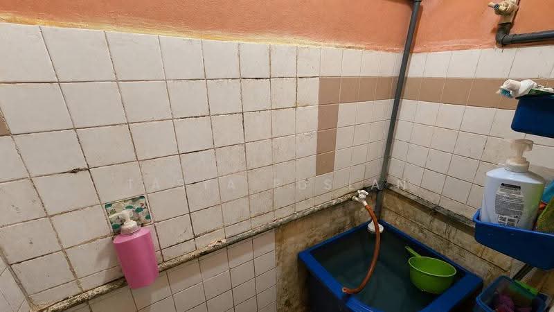 1-storey Terraced House for Sale in Seksyen 17 (Shah Alam) - Tasya Ruslan - PropertyGuru.com.my