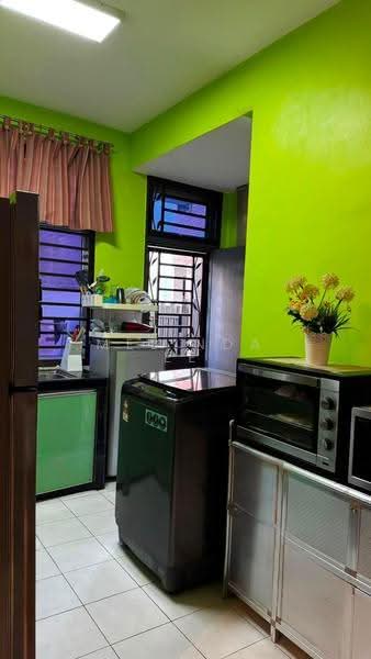 Rumah Berkembar untuk Dijual di Taman Mutiara Rini (Skudai) - Melinda Ee - Kitchen - PropertyGuru.com.my