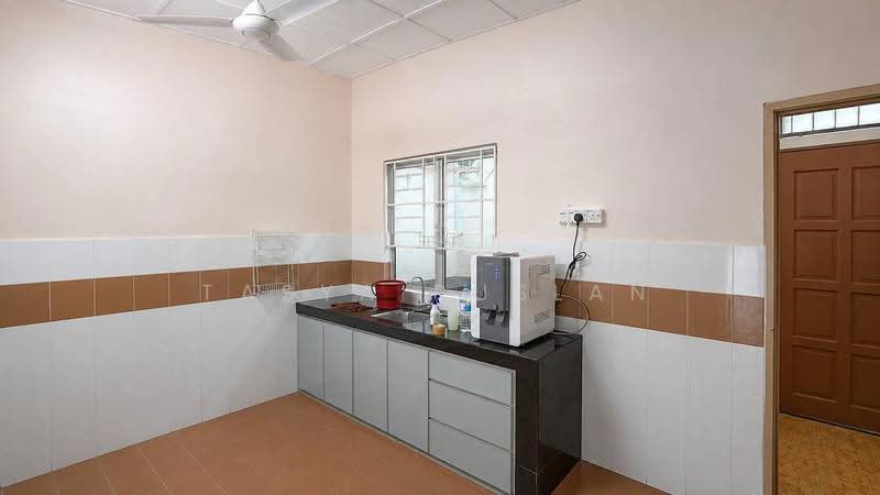1-storey Terraced House for Sale in Seksyen 29 (Shah Alam) - Tasya Ruslan - PropertyGuru.com.my