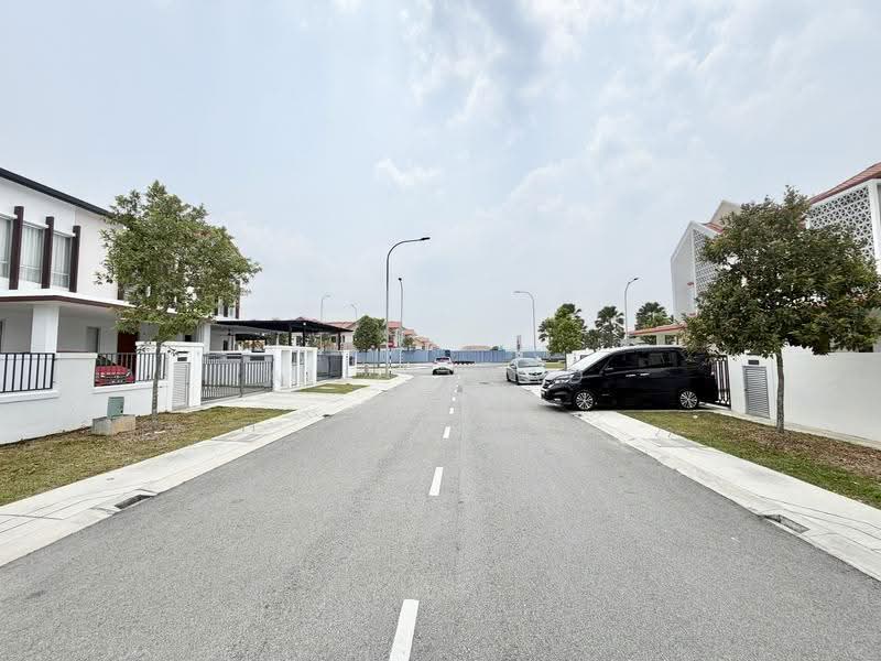 Rumah Kluster untuk Dijual di Alam Sari (Bangi) - Alif Saad - Exterior - PropertyGuru.com.my