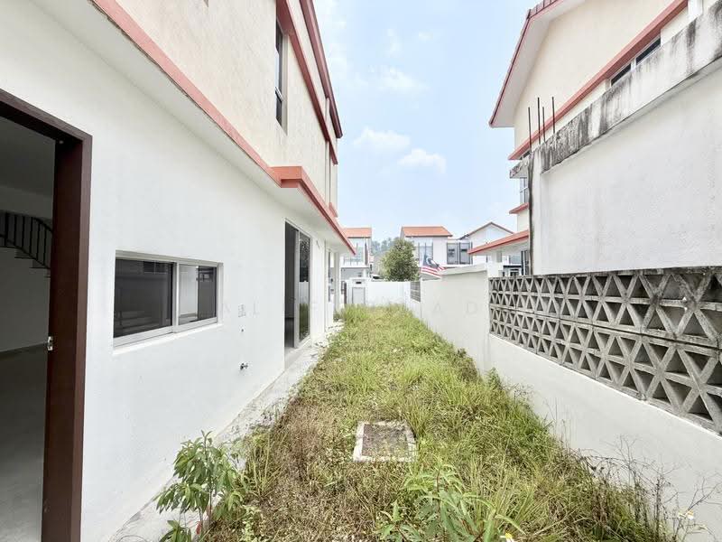 Rumah Kluster untuk Dijual di Alam Sari (Bangi) - Alif Saad - Exterior - PropertyGuru.com.my