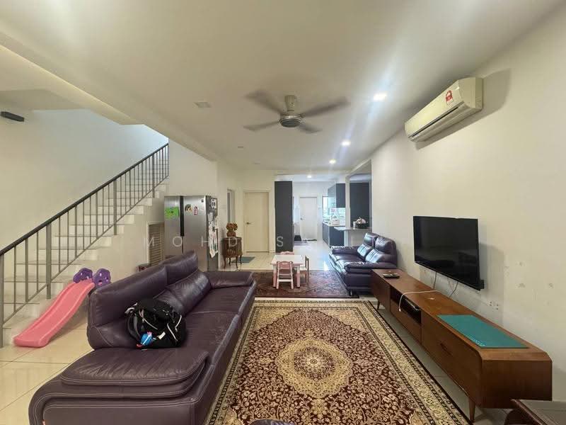 Terraced House for Sale in Gombak (Selangor) - Mohd Salimi - Living Room - PropertyGuru.com.my