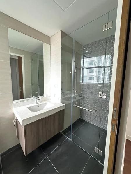 Kondominium untuk Dijual di Capella Embassy (D'Rapport Residences) - Martin Lee - Bathroom - PropertyGuru.com.my