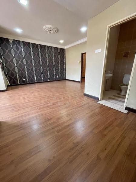 Rumah Teres 2-Tingkat untuk Dijual di Bukit Rahman Putra (Sungai Buloh) - Zalina Zubaidi - Living Room - PropertyGuru.com.my