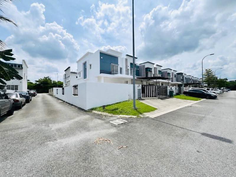 Rumah Teres 2-Tingkat untuk Dijual di Setia Ecohill (Semenyih) - Tasya Ruslan - PropertyGuru.com.my