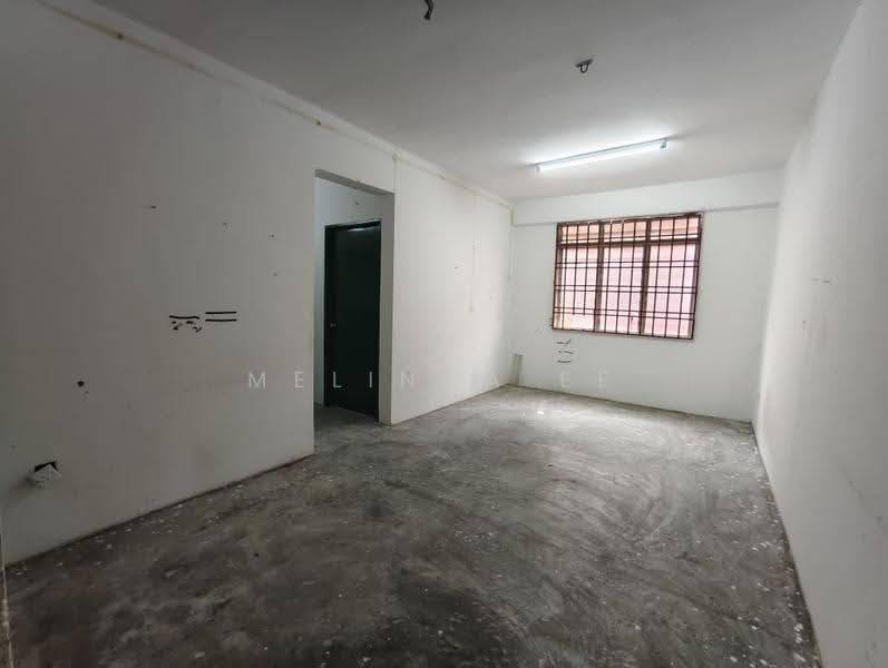 Rumah Flat untuk Dijual di Flat Taman Pelangi Indah - Melinda Ee - Interior - PropertyGuru.com.my