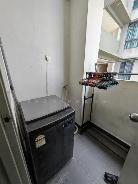 Kediaman Servis untuk Disewa di Silk Sky - Kean Phang - Balcony - PropertyGuru.com.my