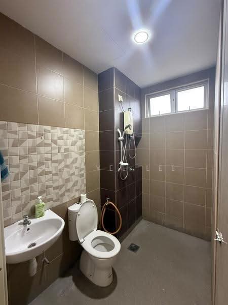 Condominium for Rent at BM Residence - Mei Yee Lee - Bathroom - PropertyGuru.com.my