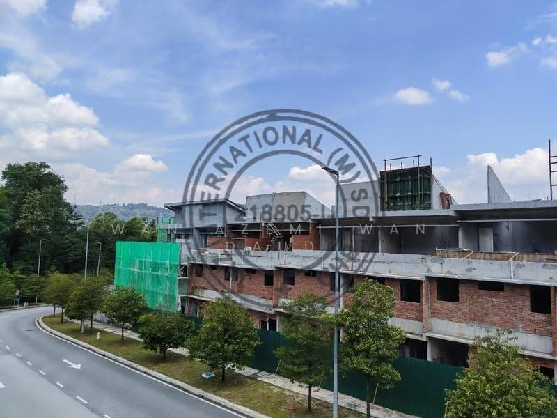Rumah Teres 3-Tingkat untuk Dijual di Ampang (Selangor) - Wan Azemi Wan Daud - Exterior - PropertyGuru.com.my