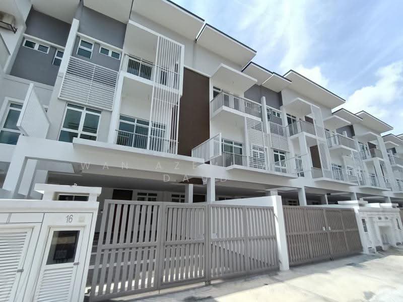 Rumah Teres 3-Tingkat untuk Dijual di Ampang (Selangor) - Wan Azemi Wan Daud - Exterior - PropertyGuru.com.my