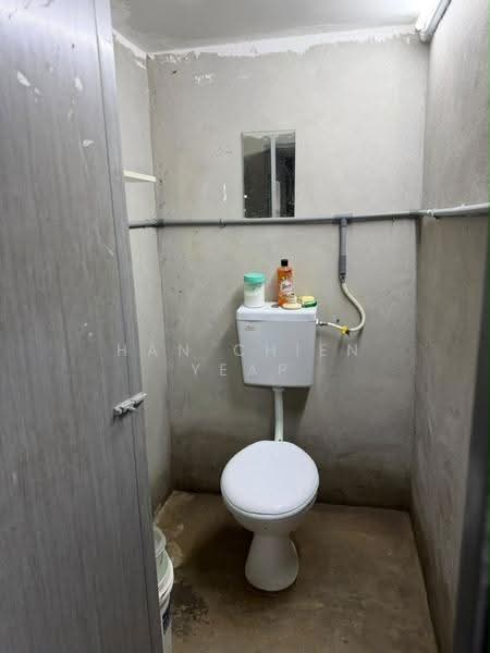 Gudang untuk Disewa di Bukit Minyak (Penang) - Han Chien Yeap - Bathroom - PropertyGuru.com.my