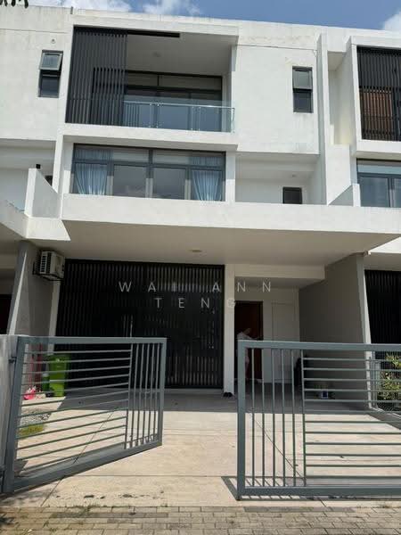 3-storey Terraced House for Rent in Lake Fields (Sungai Besi) - Wai Ann Teng - Exterior - PropertyGuru.com.my