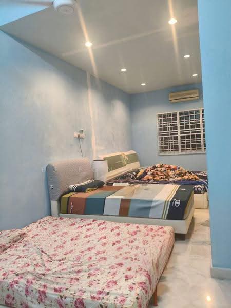 Semi-Detached House for Sale in Taman Putri (Kulai) - Ee Fong Toh - Bedroom - PropertyGuru.com.my