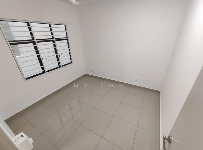 Kediaman Servis untuk Dijual di V-Residensi 5 - MY Loh - Interior - PropertyGuru.com.my